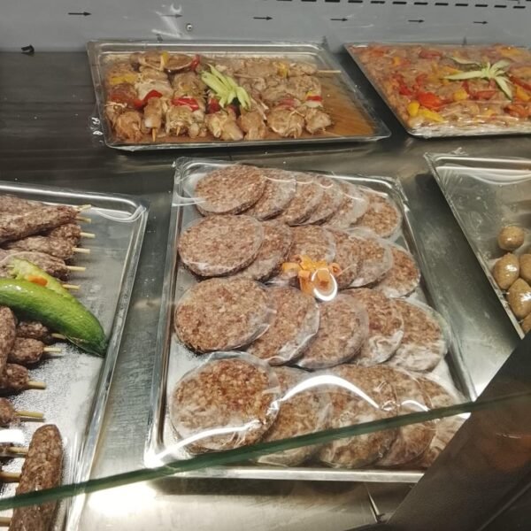 644558739 122103003951272258 8106698790891084427 n 600x600